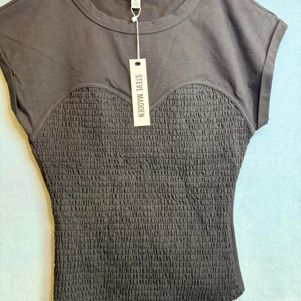 Steve Madden Sweetheart Smocked Top Size Small NWT